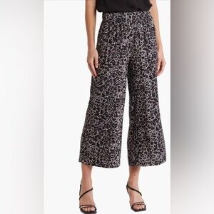 NWT T Tahari Black Blue Cobblestone Print Pull on Wide leg Pants 2x